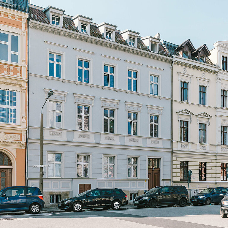 Denkmalgeschütztes Wohnhaus auf Otto Buchwitzplatz in Görlitz wird von Oberlausitzer Architekturbüro AIP betreut