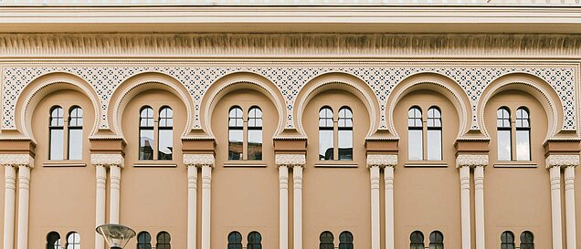 Von AIP Architekt in Görlitz bearbeitete Fassade eines unter Denkmalschutz stehenden Gebäudes