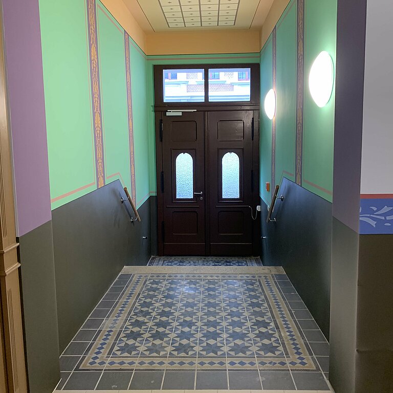 Denkmalgeschützter Hausflur in Görlitz, durch Lausitzer AIP Architekturbüro betreut